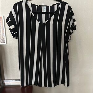 A New Day Black and White Boxy Blouse with Cuffed Sleeves
